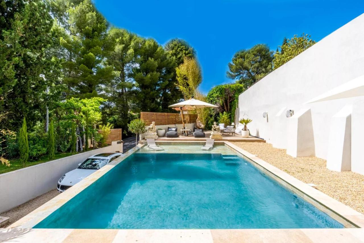 La Cezanne Bed & Breakfast
